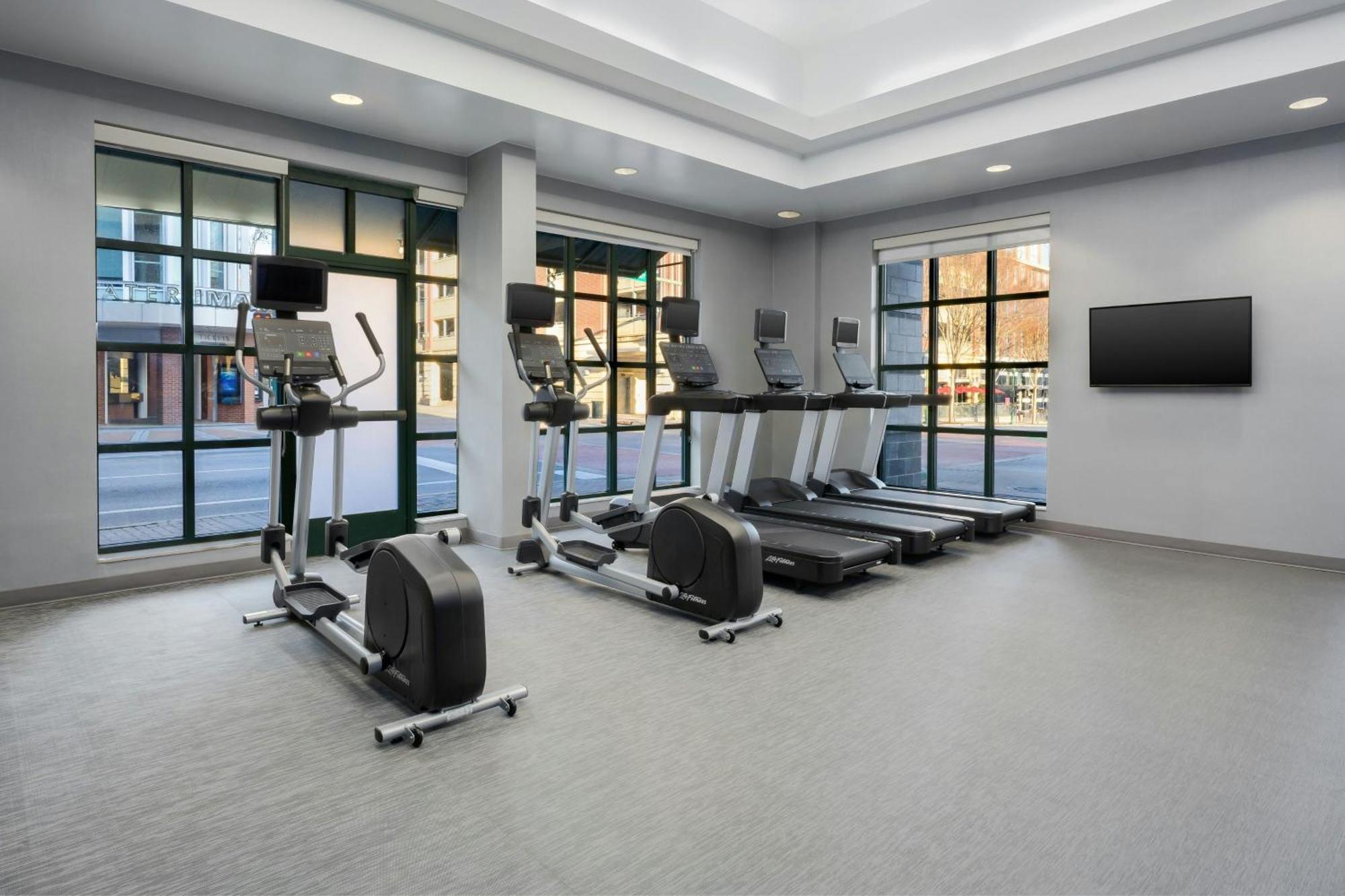 Courtyard By Marriott Chattanooga Downtown מראה חיצוני תמונה