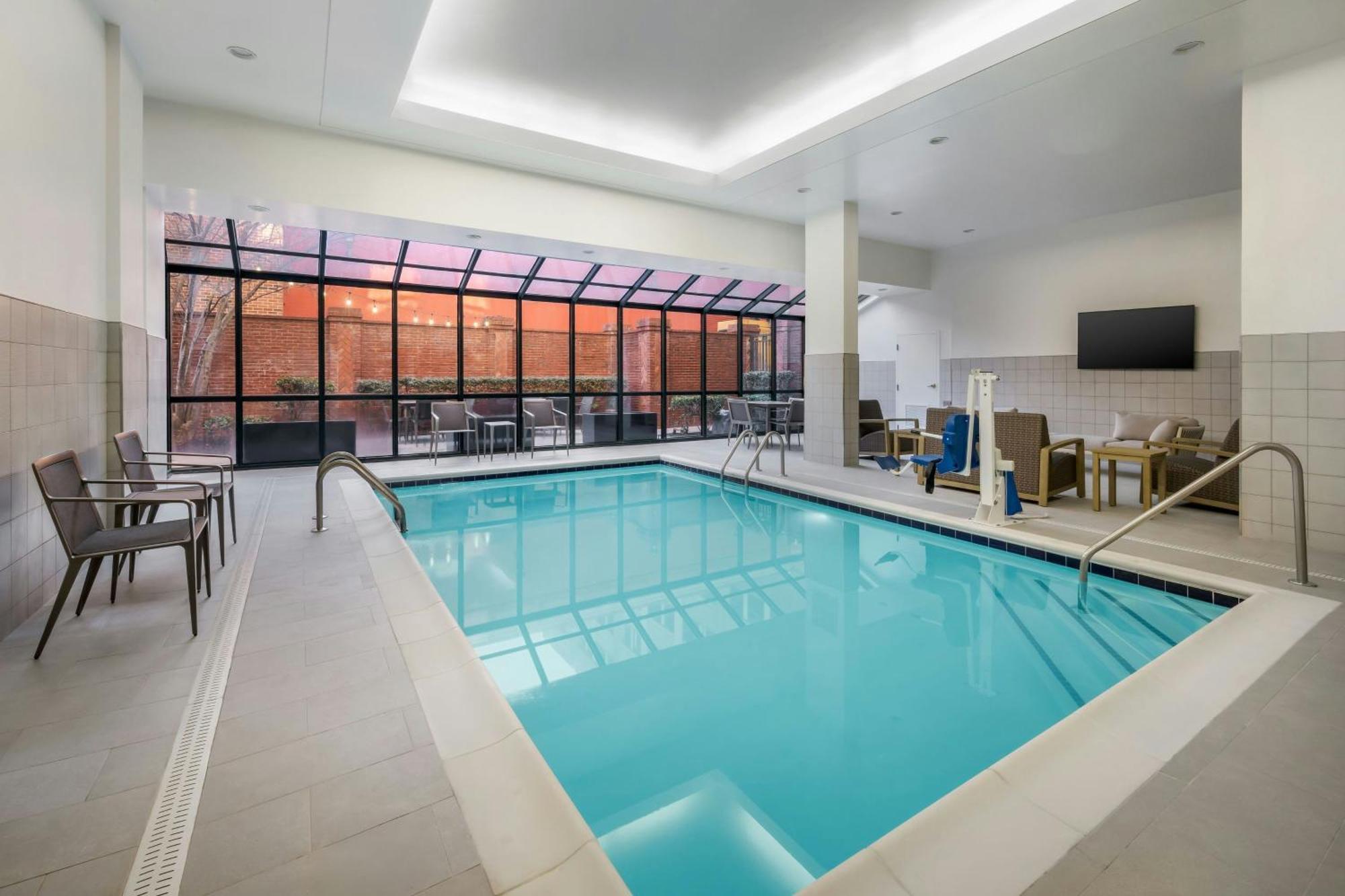 Courtyard By Marriott Chattanooga Downtown מראה חיצוני תמונה