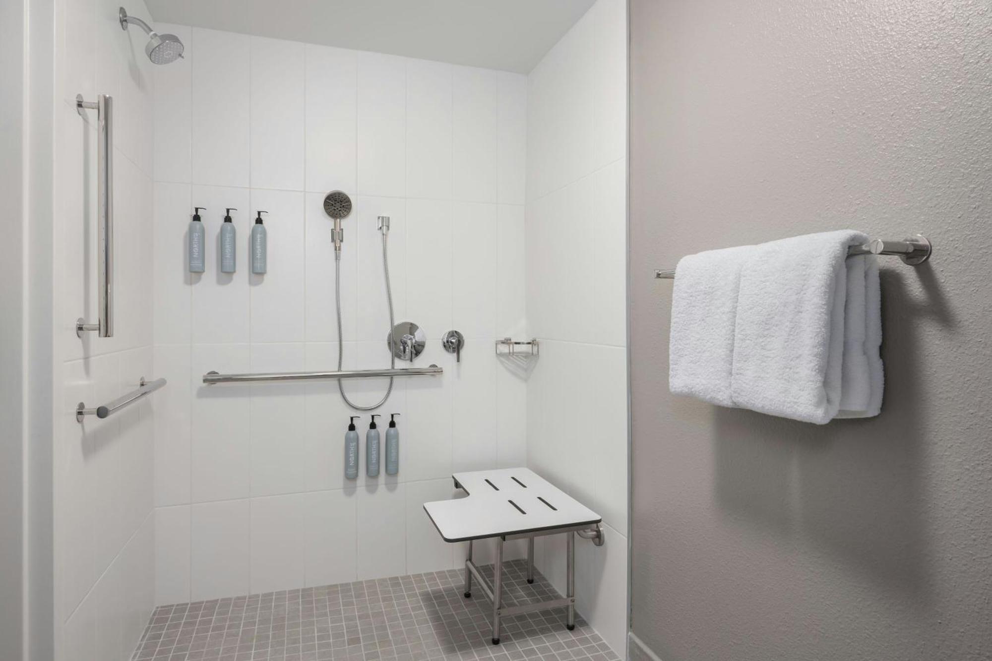Courtyard By Marriott Chattanooga Downtown מראה חיצוני תמונה