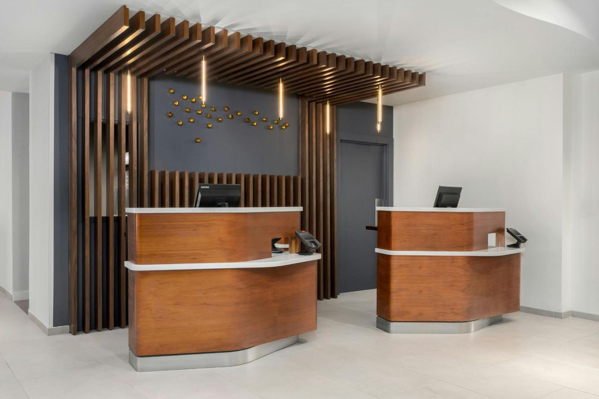 Courtyard By Marriott Chattanooga Downtown מראה חיצוני תמונה